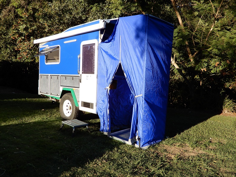 External shower/toilet tent with hard roof and floor